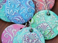 instructables doodlecraft Polymer Clay Damask Pendants